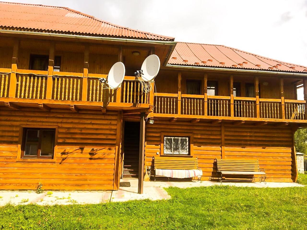 U Yaremyna Mykulychyn Exterior photo